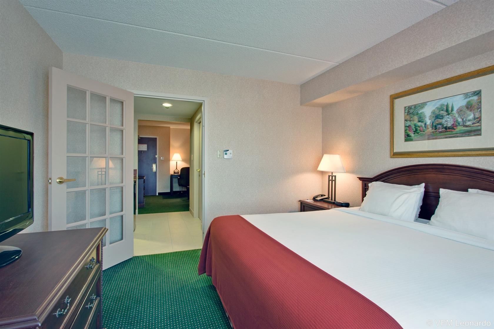 Holiday Inn Express Hotel & Suites Milton, An Ihg Hotel Dış mekan fotoğraf